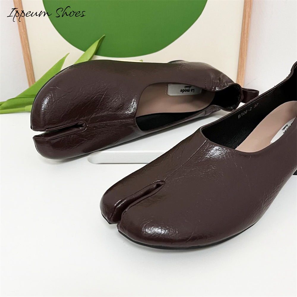 IPPEUM Women's Vintage Tabi Shoes, Tabis Loafers, Pumps Shoes ,Split Toe Ballet Flats
