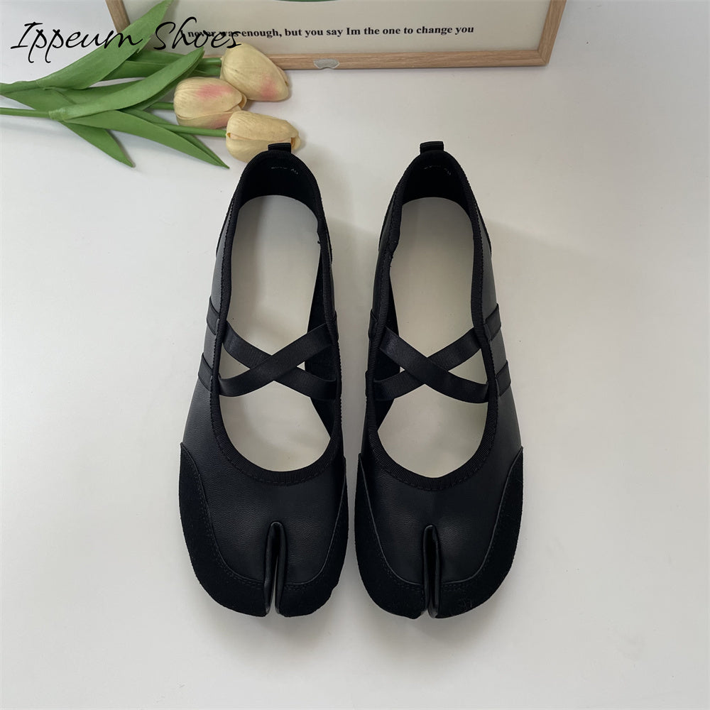 IPPEUM Ballet Flats Women Split Toe Ballerina Tabi Sneakers Shoes