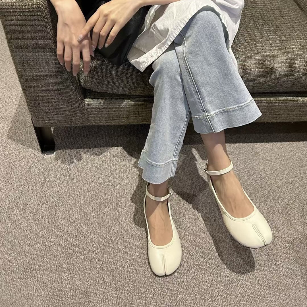 IPPEUM Tabi Shoes for woman Split Toe Flat sandals Tabis shoes Sandalias de mujer verano 2025