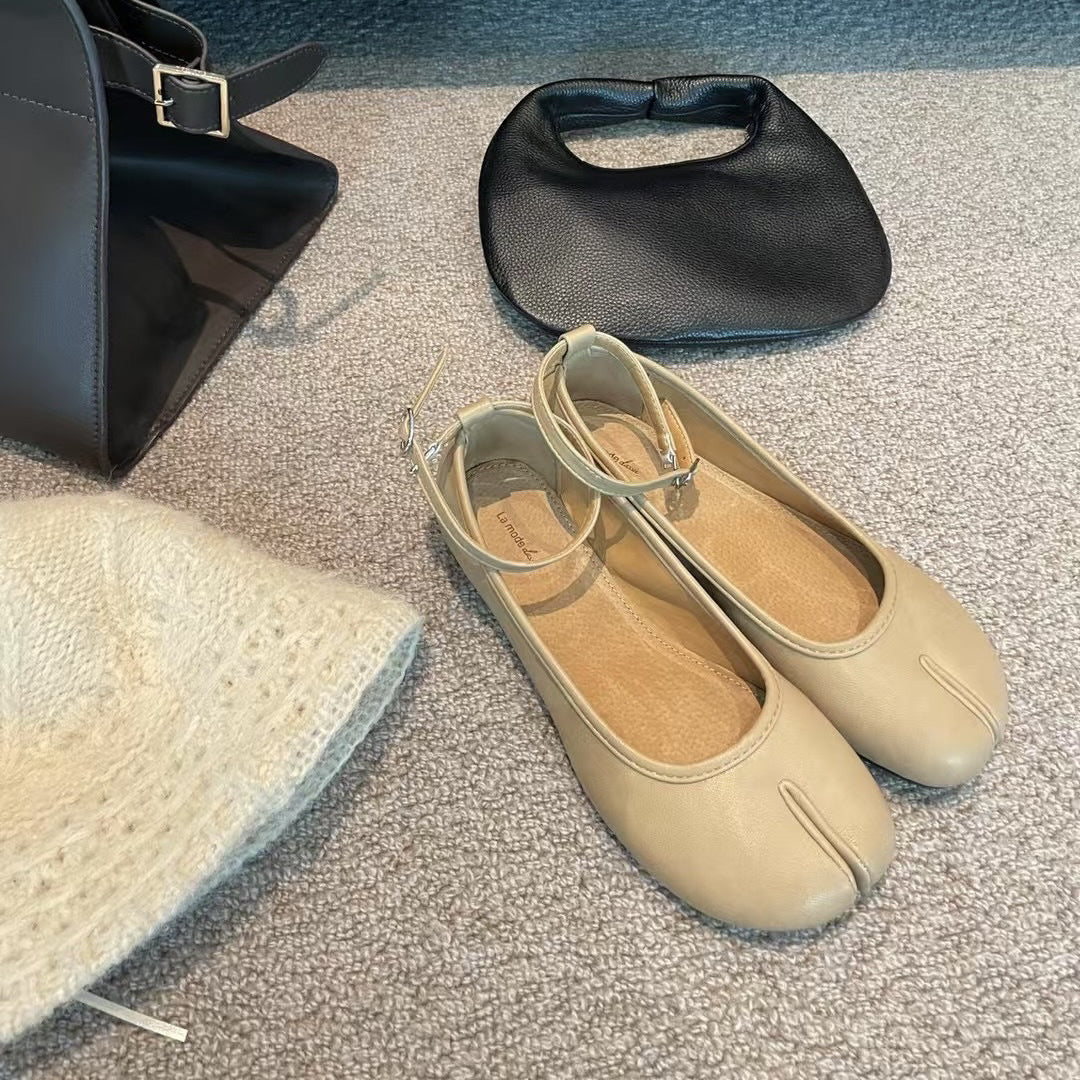 IPPEUM Tabi Shoes for woman Split Toe Flat sandals Tabis shoes Sandalias de mujer verano 2025