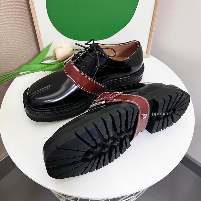 IPPEUM Tabi Mary Janes Low-Tops