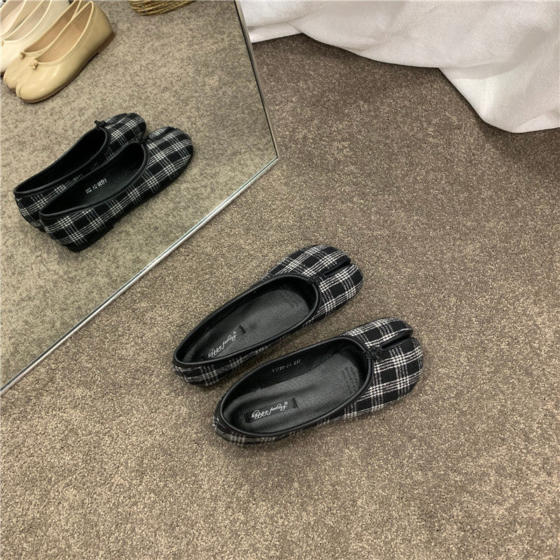 IPPEUM Flat sandals Shoes for woman Tabi Cute shoes Designer luxury Shoes woman shoes 2025