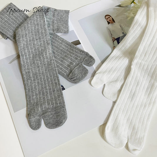 IPPEUM Tabi Socks Women